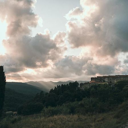Buongiorno Maestra Di Monteverdi Marittimo, Borgo Di Canneto Canneto  Buitenkant foto