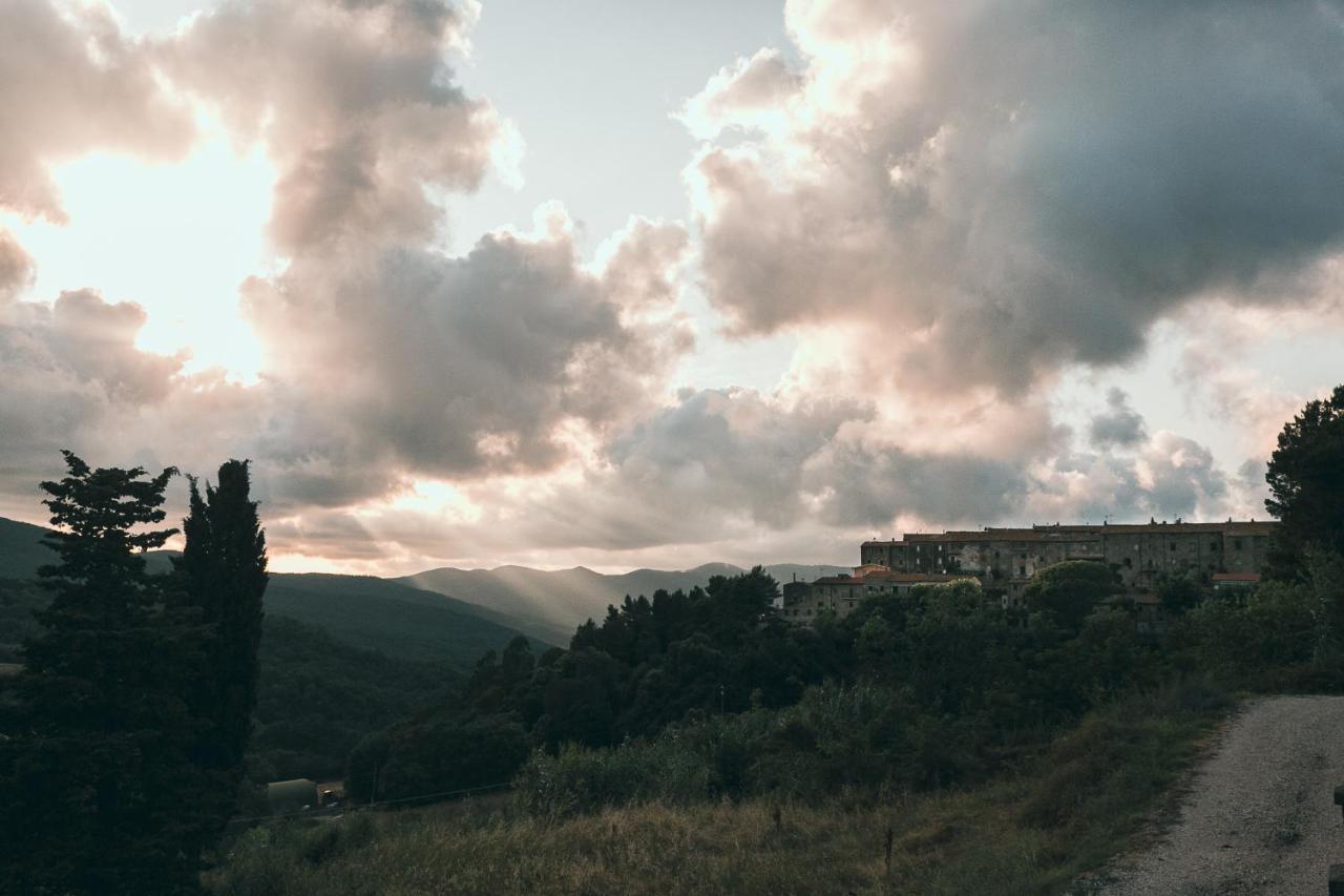 Buongiorno Maestra Di Monteverdi Marittimo, Borgo Di Canneto Canneto  Buitenkant foto